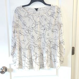 Ann Taylor Medium Blouse